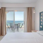 Апарт-отель Marina Bay 4*