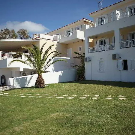 Marina Bay Apart-hotel Ratzaklíon