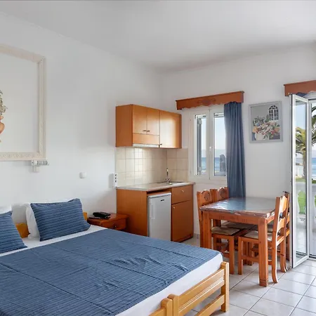 Marina Bay Apart-hotel 4*