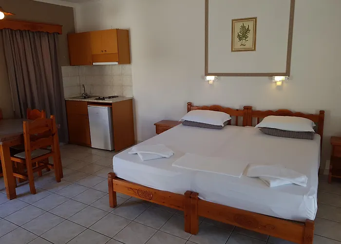 Marina Bay Apartmanhotel Radzaklí