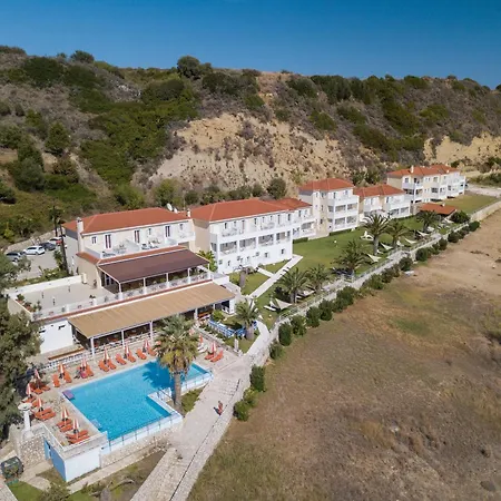 Aparthotel Marina Bay 3*