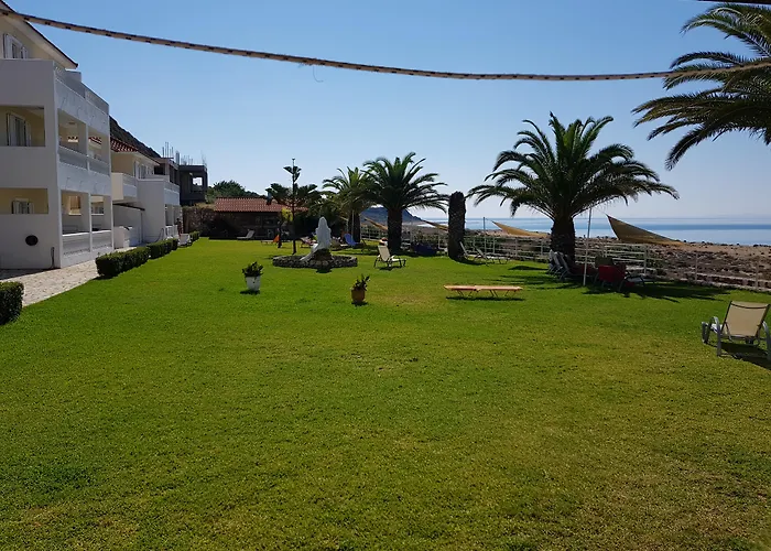 Aparthotel Marina Bay 3*