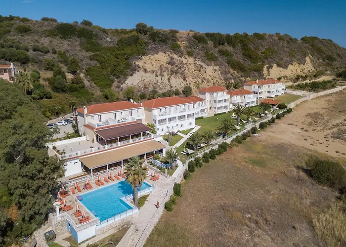 Aparthotel Marina Bay 3*